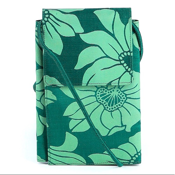 Beautiful Floral Green cross body bag - Picture 2 of 3